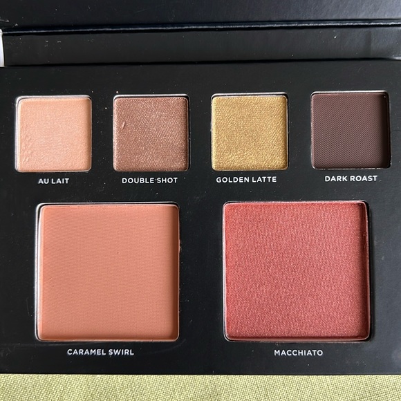 Deck of Scarlet Other - Deck of Scarlet edition No. 20 makeup palette - NIB!